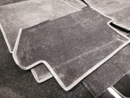 ASTON MARTIN ASTON MARTIN DB9 Volante Fottwell Floor Mat SET Cover 4G43-13056-AAW — thumbnail 5