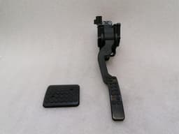 ASTON MARTIN ASTON MARTIN RAPIDE AMR THROTTLE PEDAL (ELECTRICAL) FD43-9F836-BA RIGHT HAND DRIVE RHD — thumbnail 6