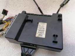 ASTON MARTIN Aston Martin Rapid AMR Center Stack Module FD33-14F132-AA Controller — thumbnail 2