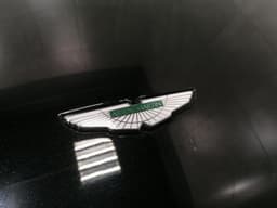 ASTON MARTIN ASTON MARTIN RAPID AMR Bonnet KD43-16612-AA AMR CARBON LOUVRE Bonnet — thumbnail 4