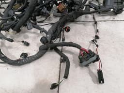 ASTON MARTIN ASTON MARTIN RAPIDE AMR V12 ENGINE BAY WIRING KD43-14290-BB RIGHT HAND DRIVE RHD — thumbnail 5