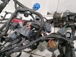 ASTON MARTIN ASTON MARTIN RAPIDE AMR V12 ENGINE BAY WIRING KD43-14290-BB RIGHT HAND DRIVE RHD — thumbnail 4