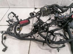 ASTON MARTIN ASTON MARTIN RAPIDE AMR V12 ENGINE BAY WIRING KD43-14290-BB RIGHT HAND DRIVE RHD — thumbnail 2