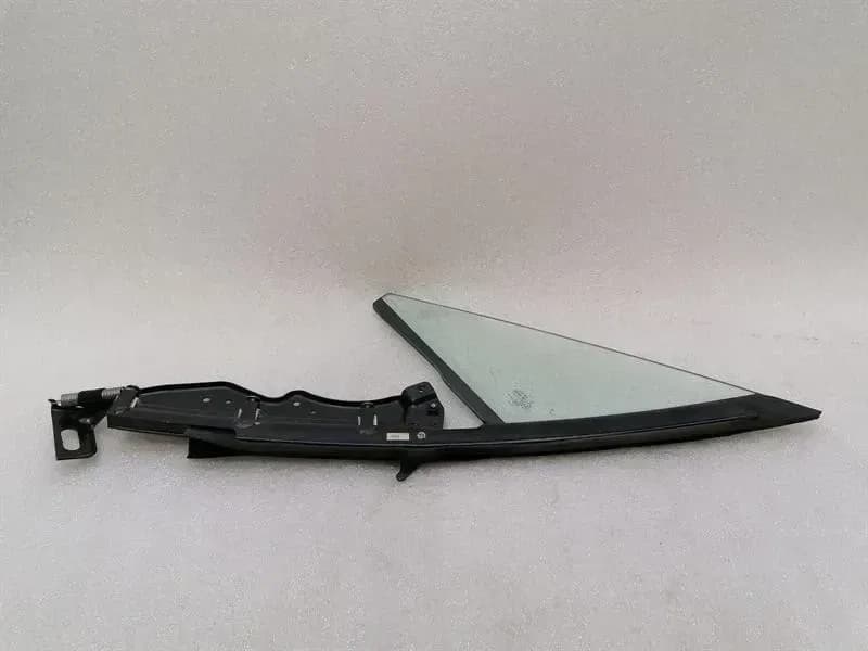 ASTON MARTIN Aston Martin Rapide FRH 1/4 Glass AD43-C262A36-AM Door Panel 1/4 Front Right