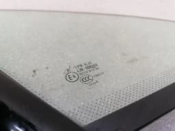 ASTON MARTIN Aston Martin Rapide FRH 1/4 Glass AD43-C262A36-AM Door Panel 1/4 Front Right — thumbnail 6
