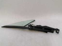 ASTON MARTIN Aston Martin Rapide FRH 1/4 Glass AD43-C262A36-AM Door Panel 1/4 Front Right — thumbnail 8