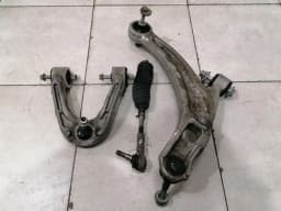ASTON MARTIN Aston Martin Rapide AMR Right Front Hub AY93-3K186-AB AMR Front Wheel Bearing Housing — thumbnail 2
