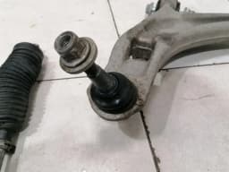 ASTON MARTIN Aston Martin Rapide AMR Right Front Hub AY93-3K186-AB AMR Front Wheel Bearing Housing — thumbnail 4