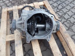 ASTON MARTIN Aston Martin Rapide AMR Rear Diff FD33-4200-AD Differential Rear Vanquish — thumbnail 8