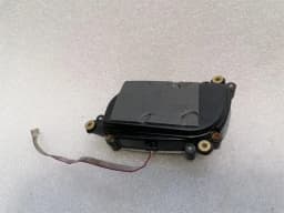 ASTON MARTIN Aston Martin Rapide AMR Climate Control CD33-18C612-JD Seat Heater Switch — thumbnail 5