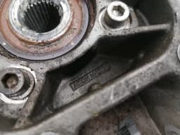 ASTON MARTIN Aston Martin Rapide AMR Right Rear Hub AD43-5A970-AB Rear Wheel Bearing Housing — thumbnail 7