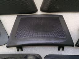 ASTON MARTIN ASTON MARTIN RAPIDE AMR Speaker Grill CD33-18978-AA BANG & OLUFSEN Trim — thumbnail 6