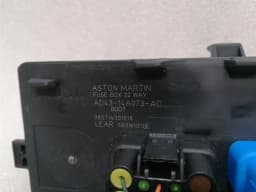 ASTON MARTIN Aston Martin Rapid AMR Fuse Box AD43-14A073-AC Fuse Box 22 Way — thumbnail 4