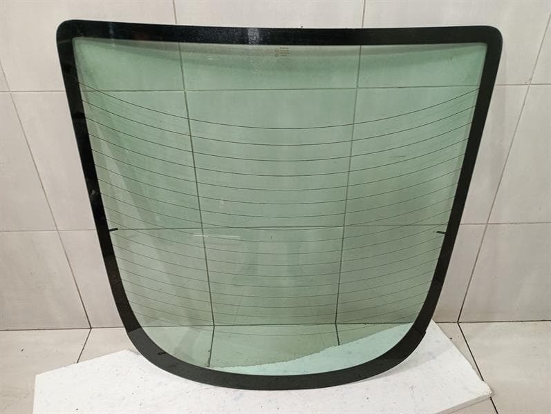 ASTON MARTIN VIRAGE MK2 REAR WINDSCREEN 4G43-76-10573 REAR WINDSCREEN