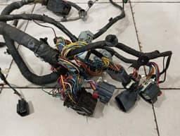 ASTON MARTIN ASTON MARTIN CURVE MK2 2011-2012 Wiring Loom CG43-14290-BC FRONT END RHD — thumbnail 7