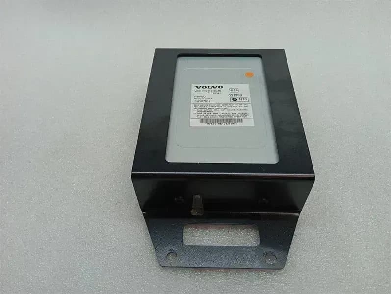 ASTON MARTIN CURVE MK2 Amplifier 31210040 Amplifier RADIO