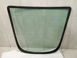 ASTON MARTIN ASTON MARTIN VIRAGE MK2 REAR WINDSCREEN 4G43-76-10573 REAR WINDSCREEN — thumbnail 6