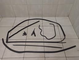 ASTON MARTIN ASTON MARTIN CURVE MK2 2011-2012 Door Seal 4G43-F20708-Bra Door Seals RH — thumbnail 6