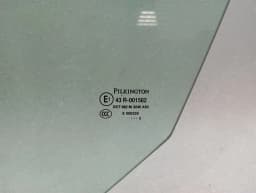 ASTON MARTIN ASTON MARTIN VIRAGE MK2 2011-2012 Left Door Glass 4G43-F21411-AE Left Door Glass — thumbnail 2