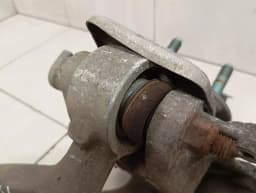 ASTON MARTIN ASTON MARTIN CURVE MK2 Right Rear Hub 8D33-5A970-AB Wheel Bearing Case Rear Re — thumbnail 5