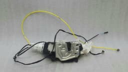 MERCEDES-BENZ Mercedes R230 right door lock A2307200835 door lock right keyless go — thumbnail 4