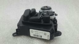 MERCEDES-BENZ Mercedes R230 Right Seat Switch A2308211251 Seat Switch Right Heater Heated — thumbnail 4
