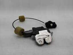 MERCEDES-BENZ Mercedes S-Class W221 Boot Lock A2217500085 Tailgate Lock — thumbnail 3