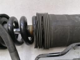 MERCEDES-BENZ Mercedes W221 shock absorber front right ABC A2213206213 shock absorber front ABC — thumbnail 5