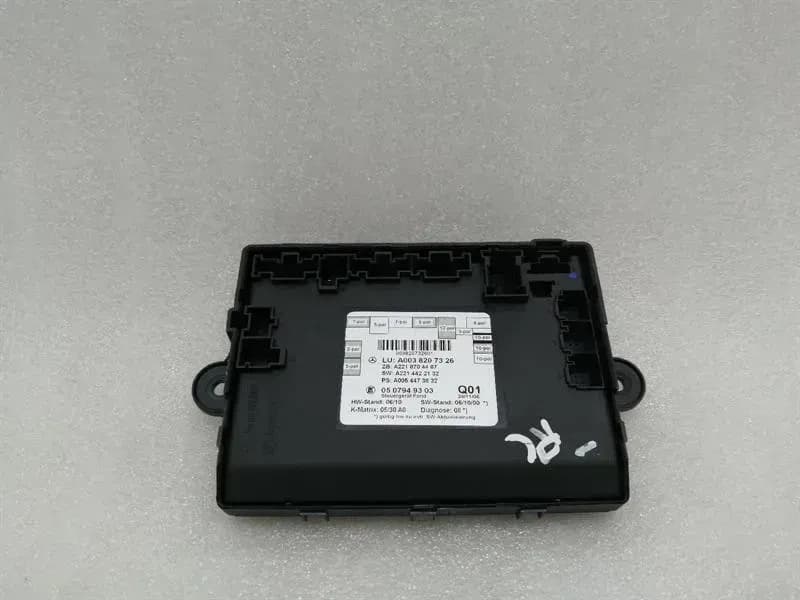 Mercedes S W221 Rear Right Door Module A0038207326 Re Door Control Unit