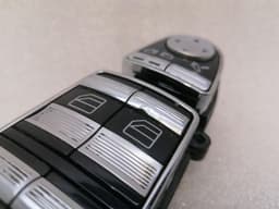 MERCEDES-BENZ Mercedes S-Class W221 Window Switch A2218213951 Power Window Switch — thumbnail 4