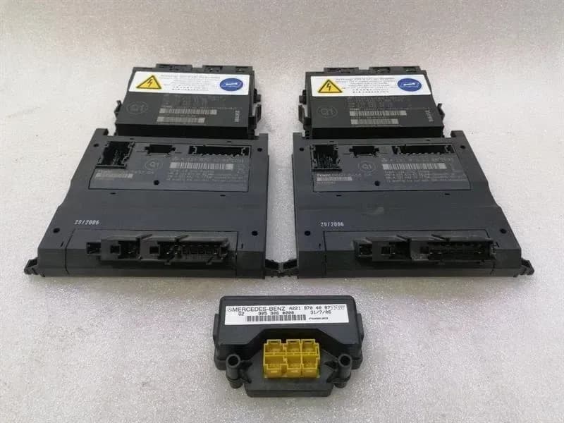 Mercedes S-Class W221 Seat Electronic Module A2218702286 ECU Seat