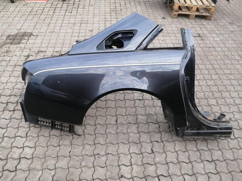 MAYBACH 62 V240 Right REAR Wing A2406304221 REAR Right Fender