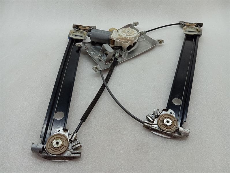 MAYBACH Maybach 62 V240 Left Front Door Winder A2407200146 Window Regulator Front Left