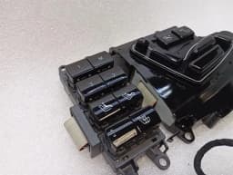 MAYBACH Maybach 62 V240 rear left seat switch A2408700810 rear left seat switch — thumbnail 3