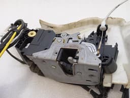 MAYBACH Maybach 62 V240 Front Right Door Lock A2407200635 Right Hand Drive RHD — thumbnail 4