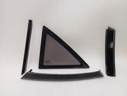 MAYBACH Maybach 62 V240 left rear quarter glass a2406700112 door window 1/4 rear left — thumbnail 1
