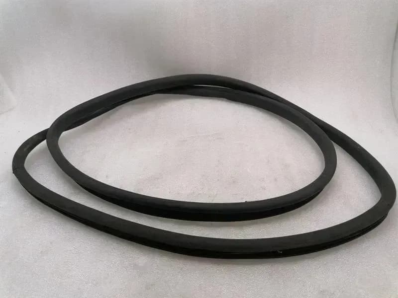 Maybach 62 V240 left door seal A2407200178 door seals left