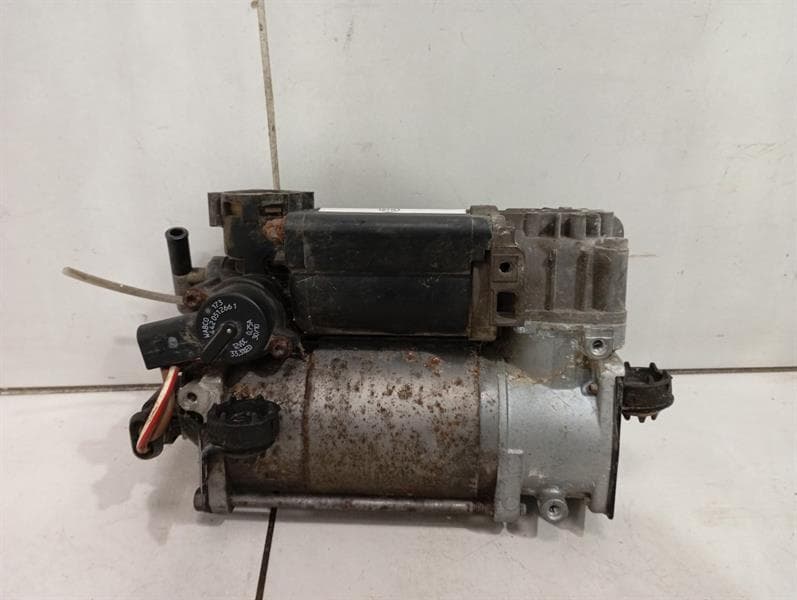 MAYBACH Maybach 62 V240 Air Suspension Pump A2113200304 Compressor Air Suspension