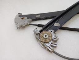 MAYBACH Maybach 62 V240 Right Front Door Winder A2407200246 Window Regulator Front Right — thumbnail 5