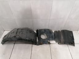 FERRARI Ferrari 612 Scaglietti F137 Wheel Arch Liner 66997000 FECTS WHEEL ARCH COVER — thumbnail 1