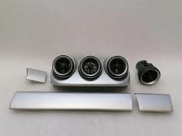 FERRARI FERRARI 612 SCAGLIETTI F137 AIR VENT SET 68316000 RIGHT HAND DRIVE RHD — thumbnail 1