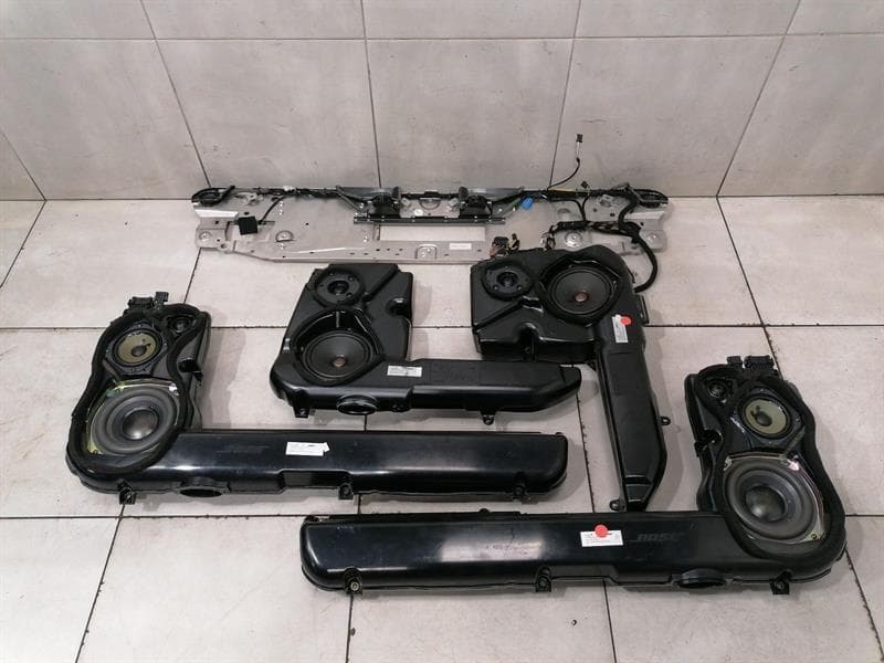 MAYBACH MAYBACH 57 W240 Speaker Set A2408201102 Speaker Set
