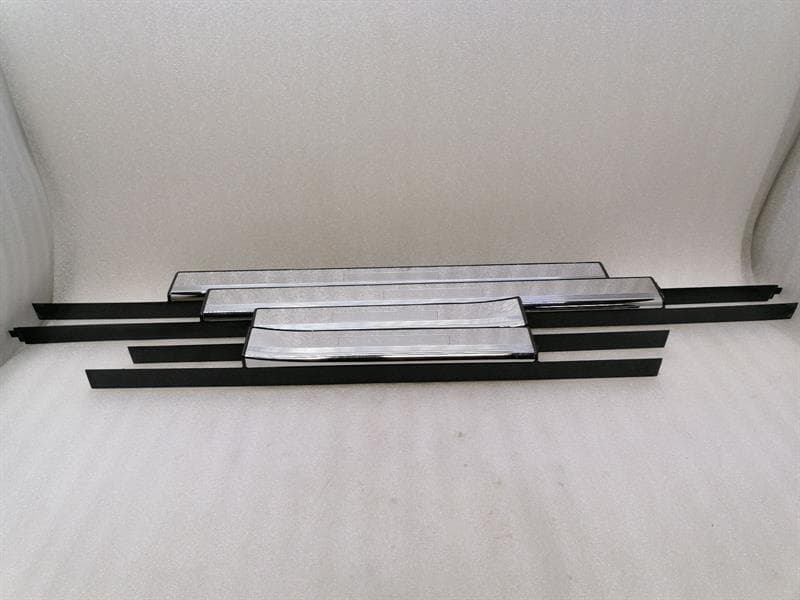 MAYBACH MAYBACH 57 W240 Door Sill Set A2406800335 Entry Bar Set