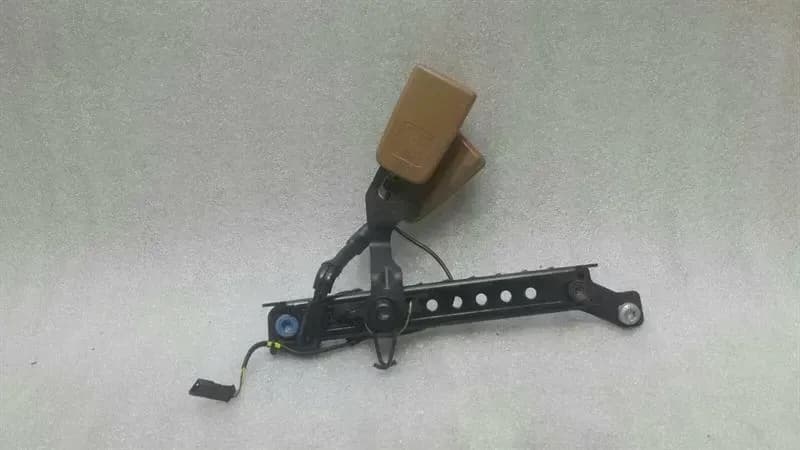 Mercedes S-Class W221 belt buckle rear A2218601269 belt buckle