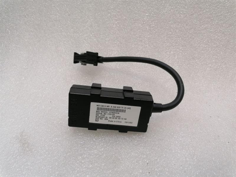 MAYBACH 57 W240 Aerial / Antenna A2408207526 Antenna BLUETOOTH