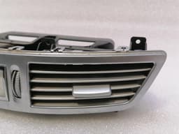 MERCEDES-BENZ Mercedes S-Class W221 Time Clocks + Air Vent A2218270070 Analog CLOCK — thumbnail 2
