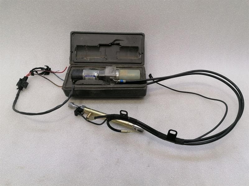 Mercedes S-class W221 boat hydraulic pump A2218000148 tailgate hydraulic pump