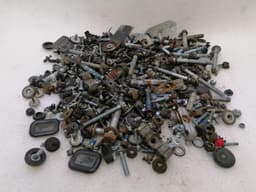 MERCEDES-BENZ Mercedes CL600 W216 SCREENS Bolts From One Car — thumbnail 7