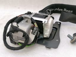 MERCEDES-BENZ Mercedes S W220 front right seatbelt A2208604285 seat belt front belt — thumbnail 2