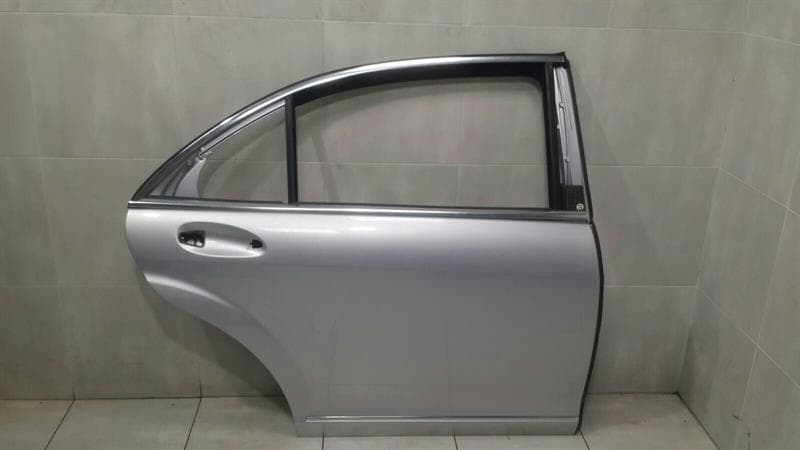 Mercedes S-Class W221 right rear door A2217300605 door rear right